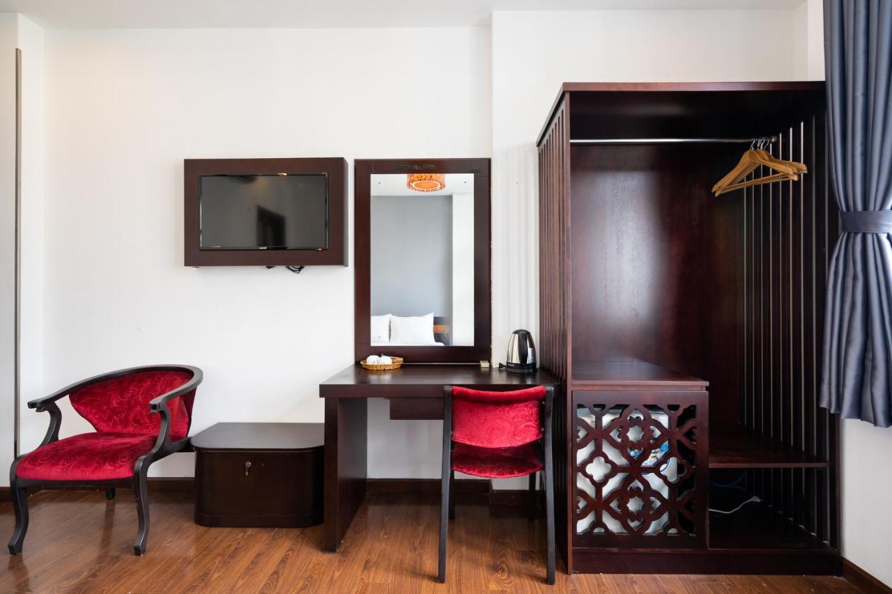 A&A Toronto Hotel होटल
