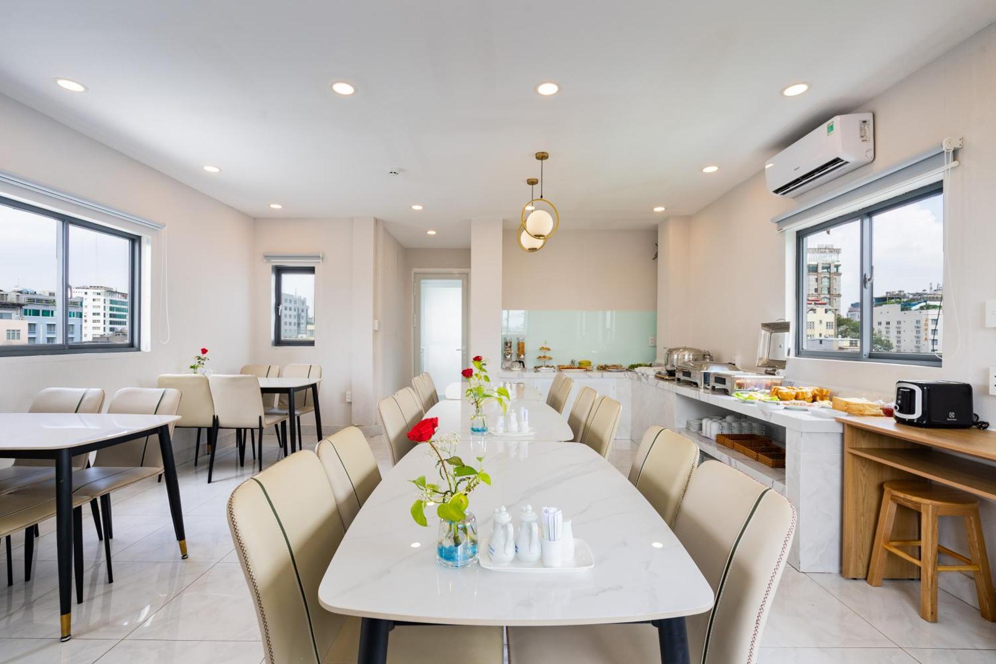 होटल A&A Toronto Hotel 2*