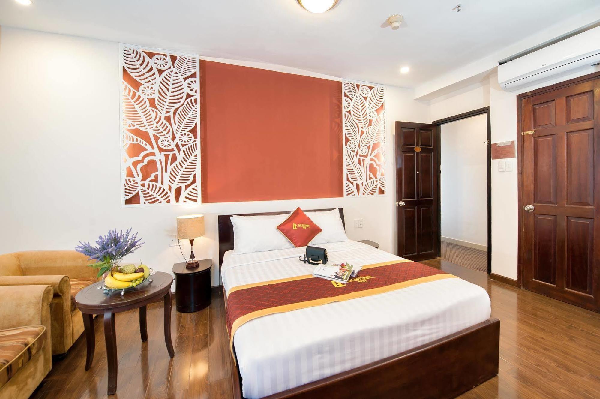 A&A Toronto Hotel होटल